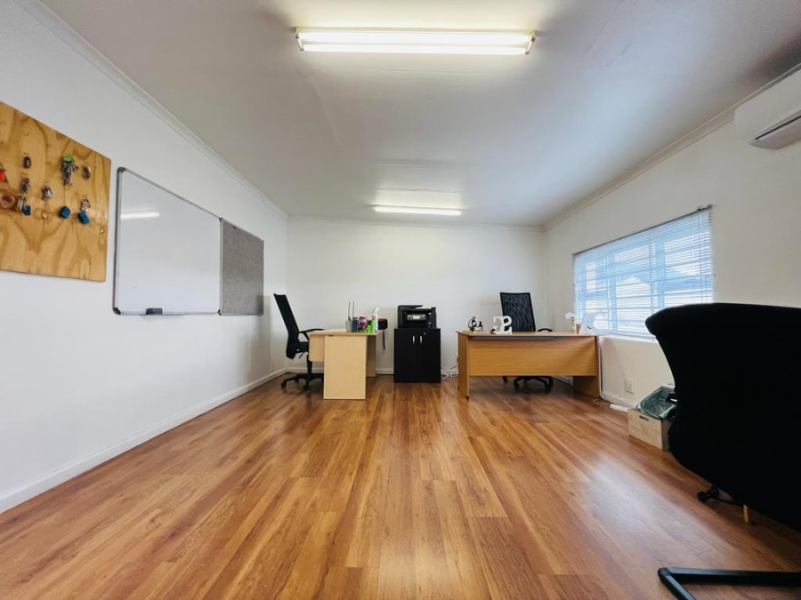 To Let commercial Property for Rent in Observatory Western Cape